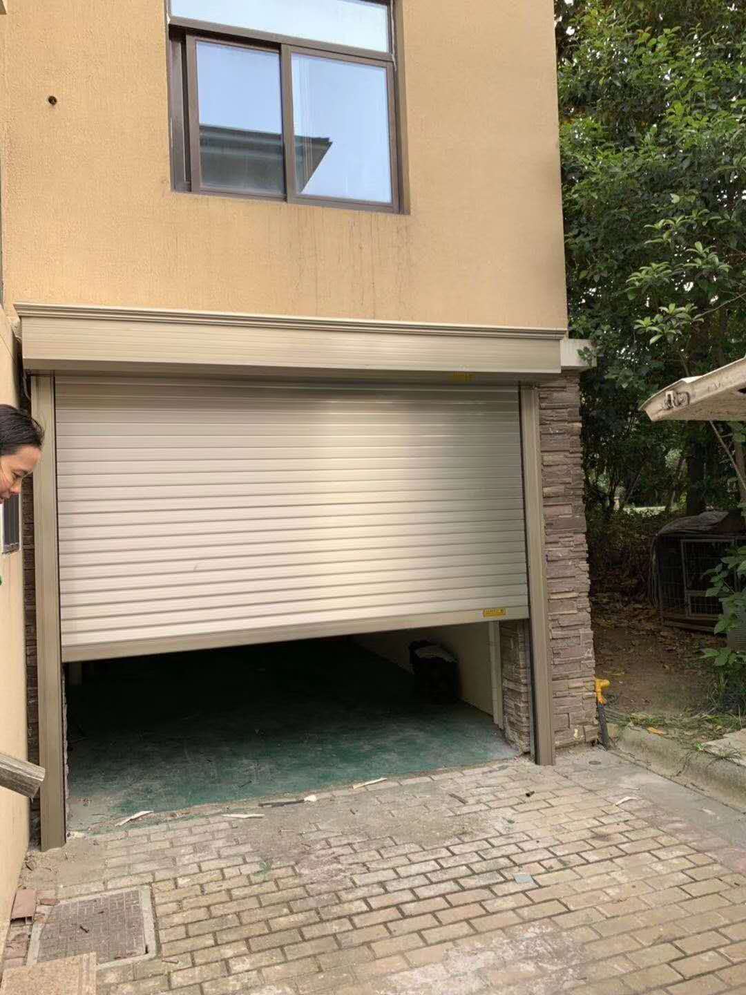 快速工業(yè)卷簾門離不開哪些結(jié)構(gòu)？